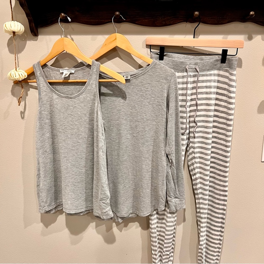 Max Studio 3 Piece PJ Set